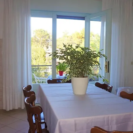 Residenza Fiori Lignano Апартаменты Линьяно-Саббьядоро